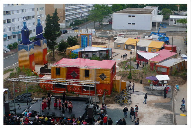 photo du jour de l'inauguration de «Caravansérail»